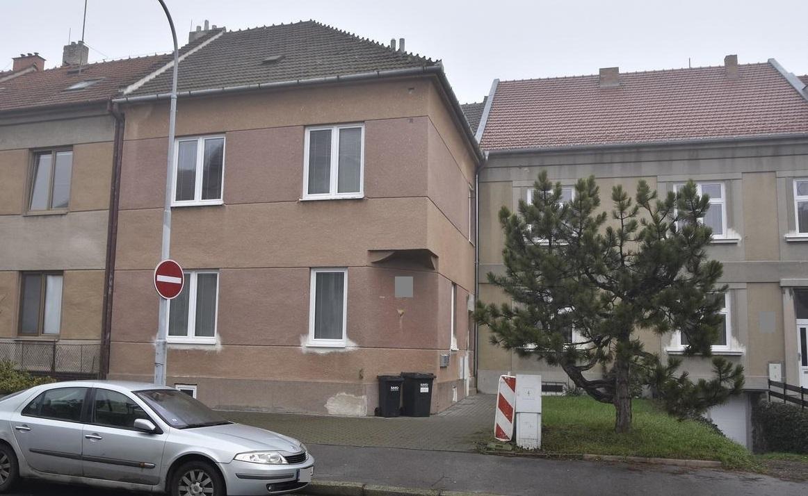 Bytový dům s možností půdní vestavby - Brno - Černovice, obrázek č. 1