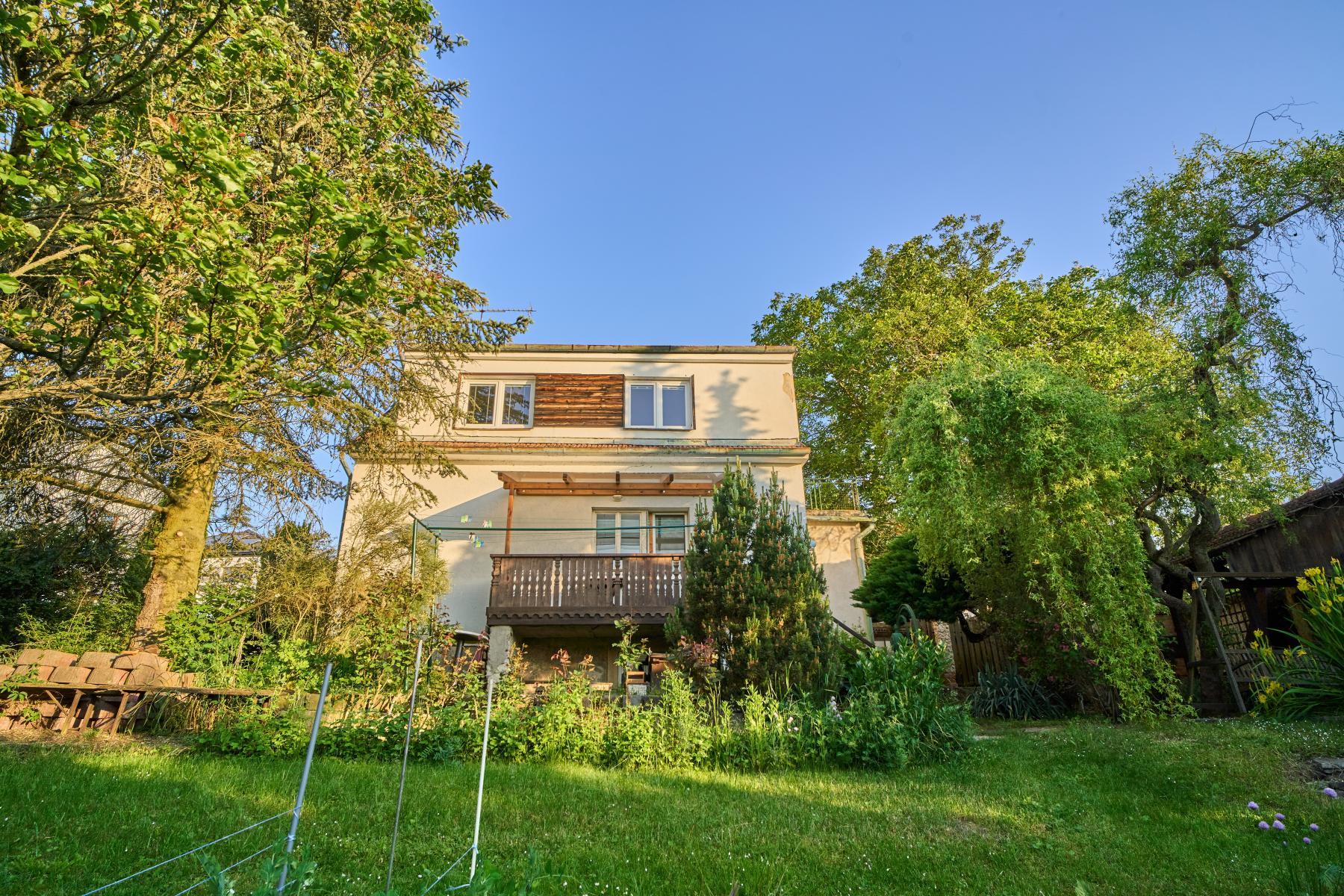 Prodej samostatně stojícího rodinného domu - vily, Brno, Jehnice, zahrada, vjezd, CP 854m2