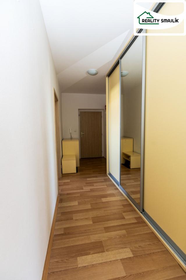 Zařízený byt 3+KK s balkónem, OV, 75 m2, ul. Písečná, Cheb, obrázek č.12