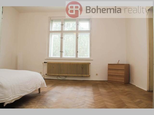 Prodej slunného bytu 3+1 s balkóny, 106 m2, 2. NP, Praha 4-Podolí, Pod Klaudiánkou