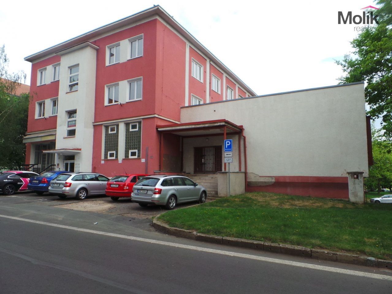 Pronájem bytové jednotky 1 kk, 30 m2, Most, ulice Vítězslava Nezvala