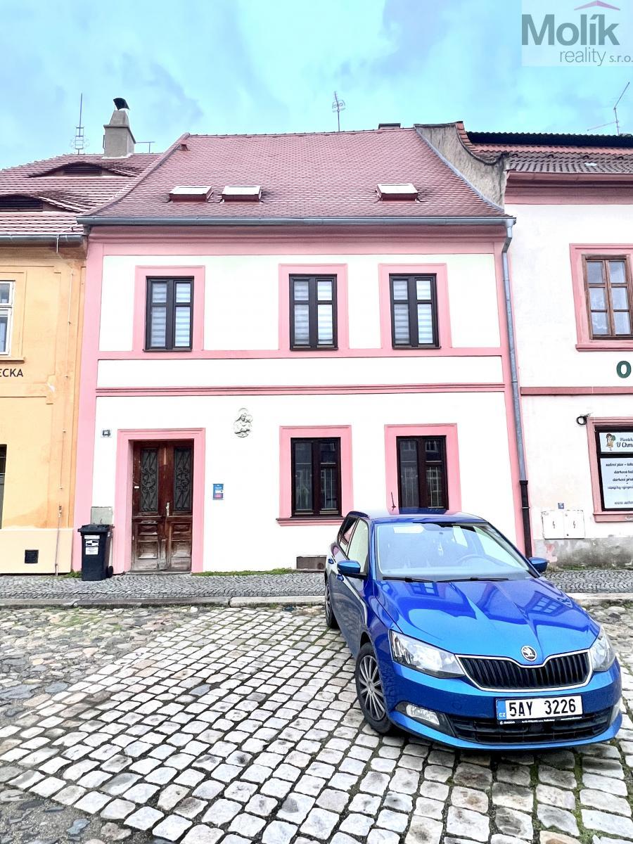 Prodej rodinného domu, OV, 157 m2, Žatec, ulice Žižkovo náměstí