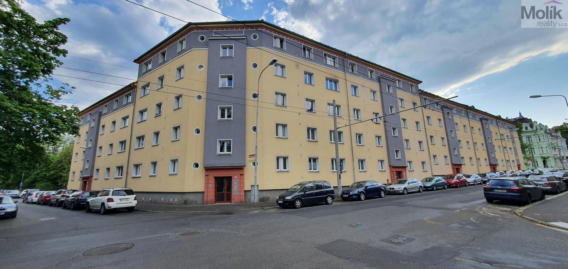 Prodej bytové jednotky 2+1 58 m2 v družstevním vlastnictví, Jankovcova 2318, Teplice.