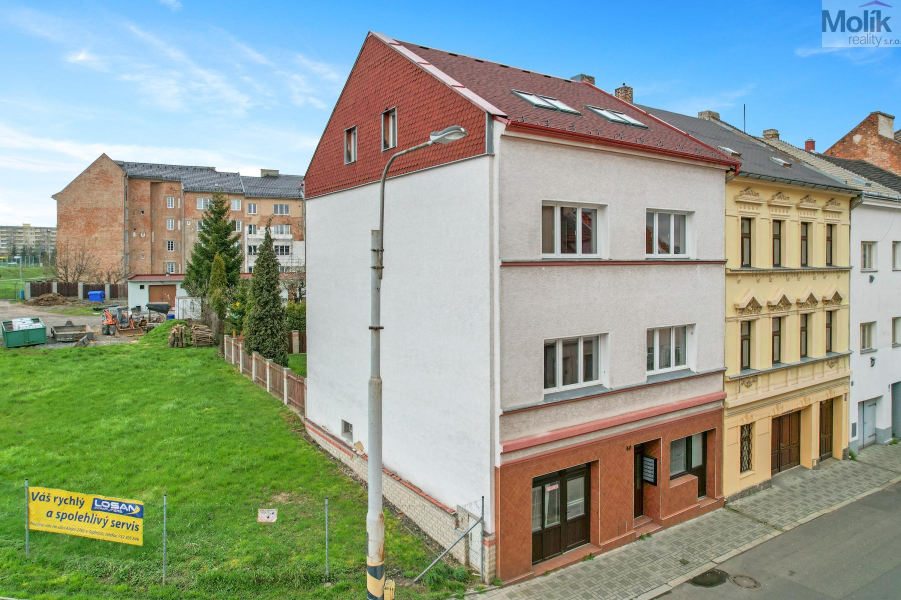 K pronájmu byt 3+1, 74 m2, Teplice, Trnovany, ul. Zemská 552.