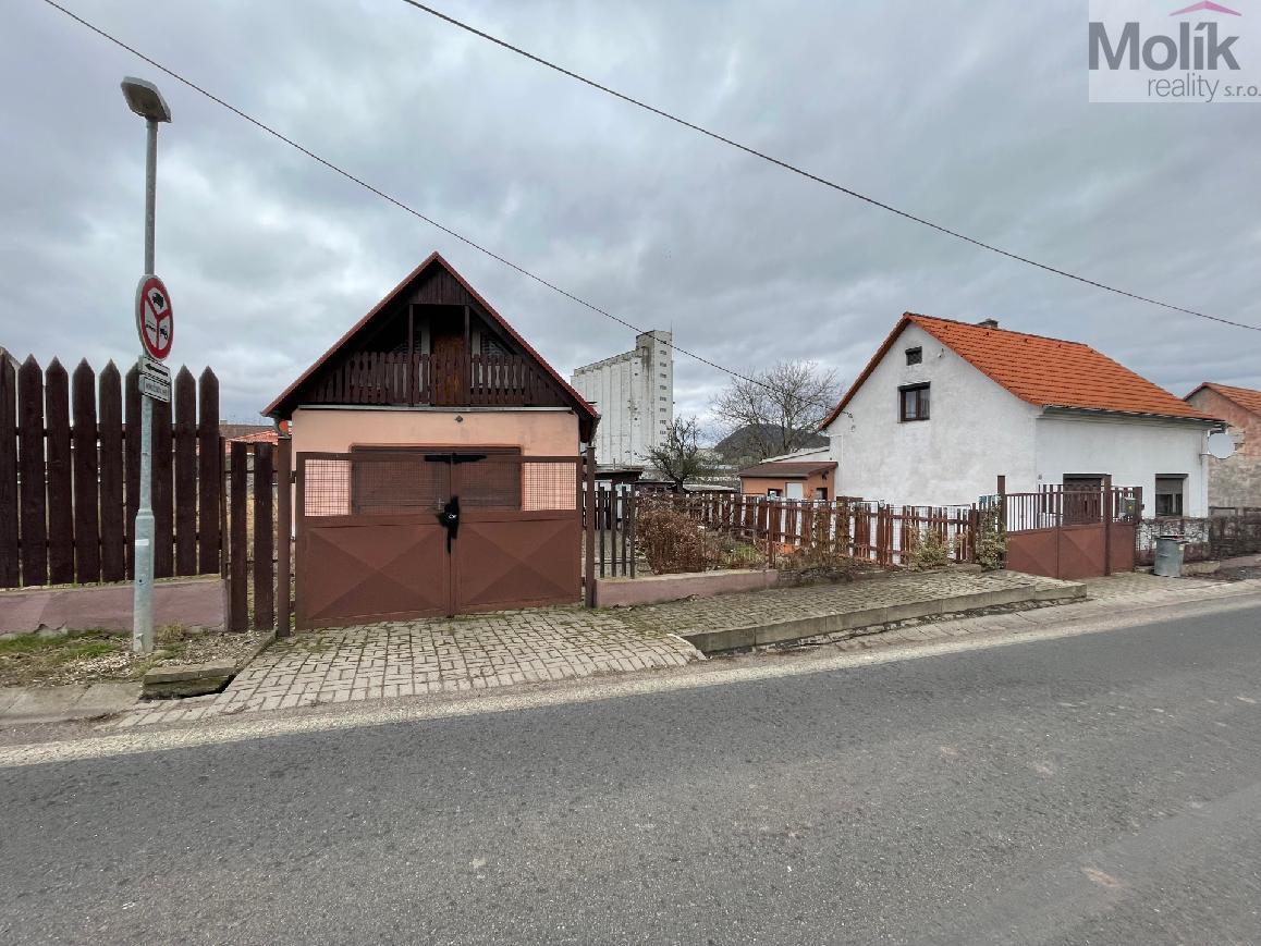 Prodej rodinného domu s garáží a zahradou, Sedlec, Korozluky, okres Most, 2 093 m2, obrázek č. 2