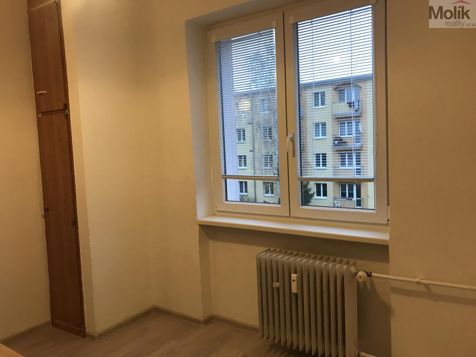 Pronájem bytu 2 + 1 s balkónem, ul. Zdeňka Štěpánka, Most, 53 m2, obrázek č. 3