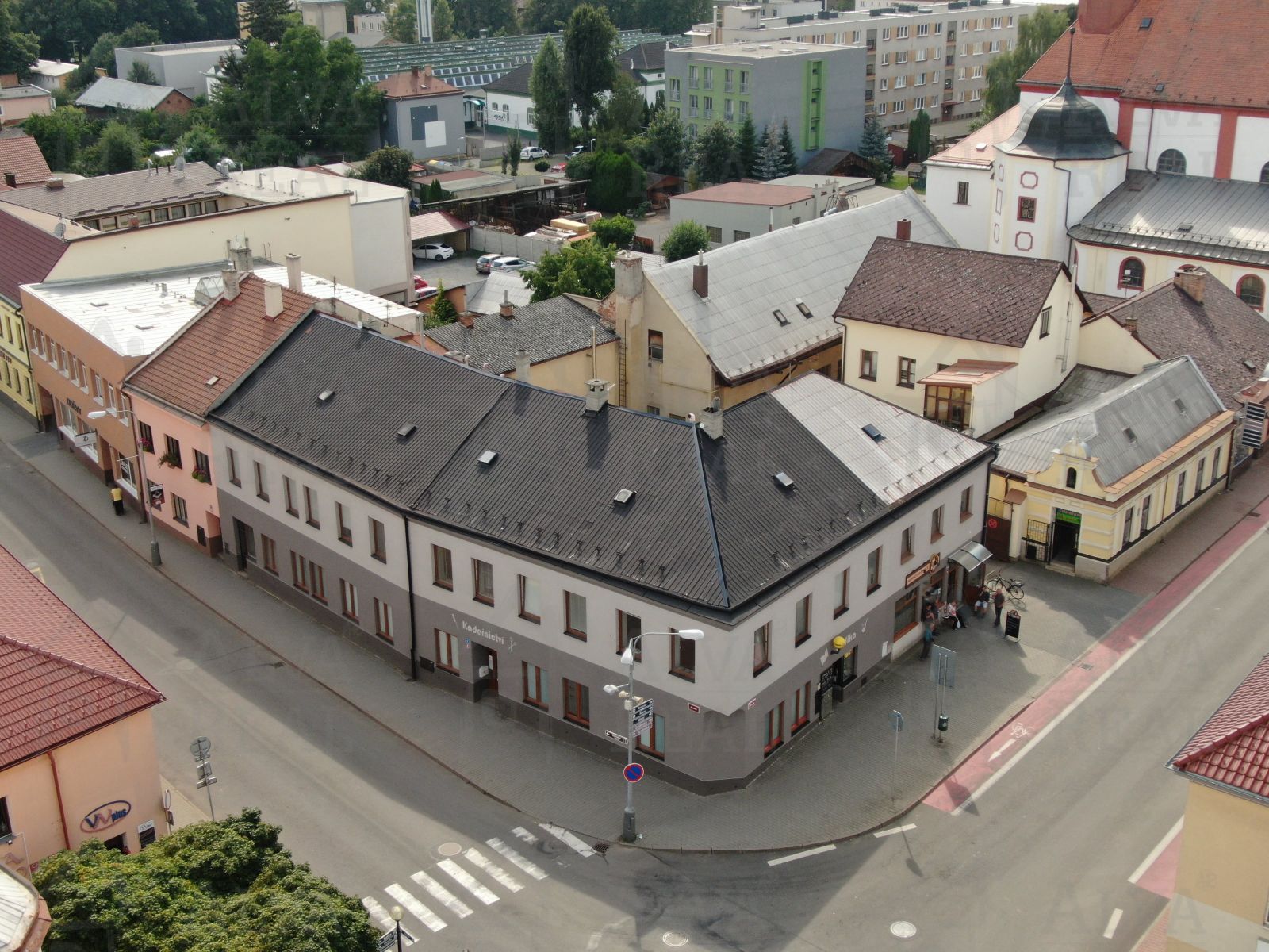 Nabízíme k prodeji komerční nemovitost v centru města Moravská Třebová.