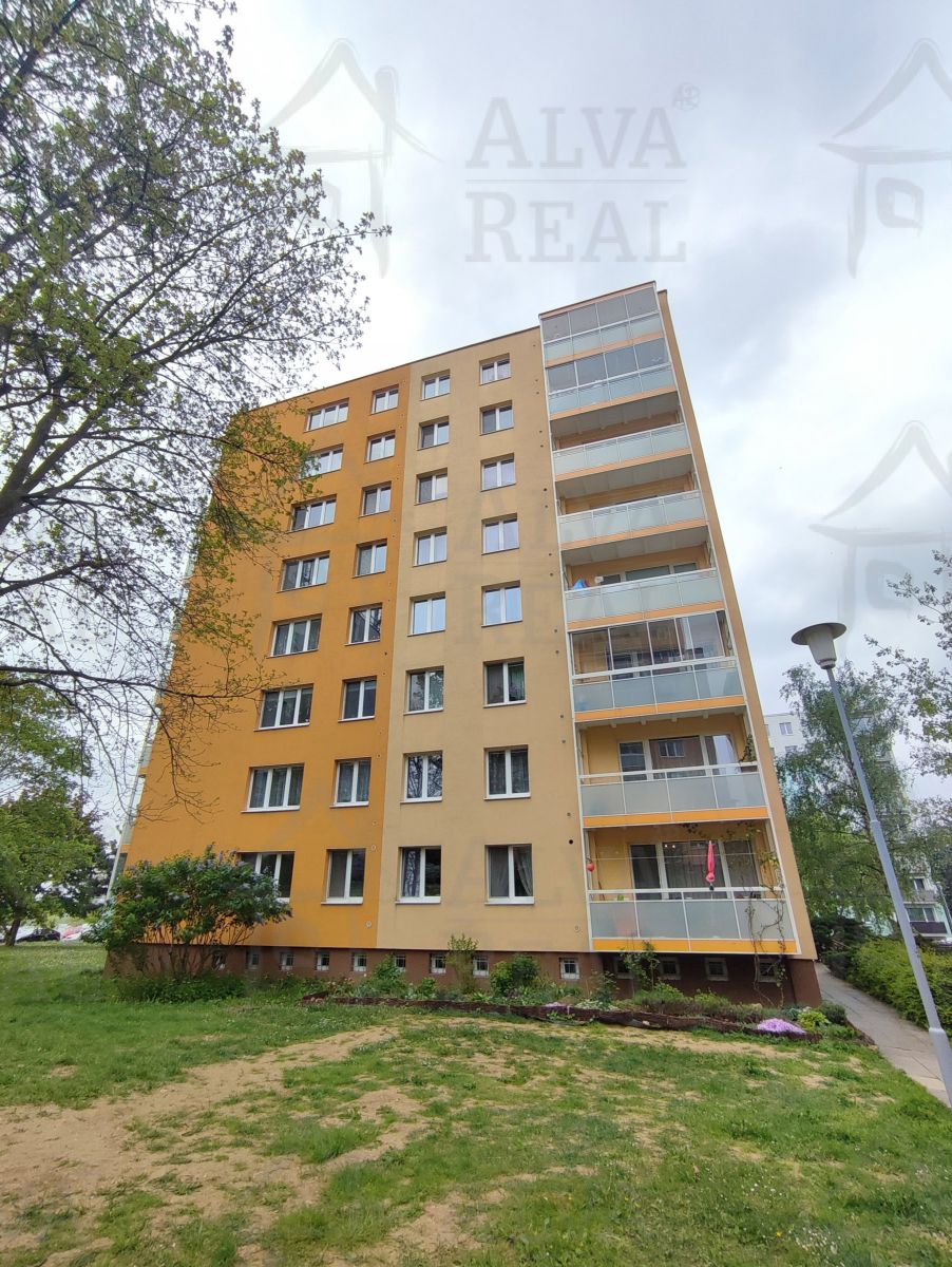 Prodej bytu 3+1 CP 77 m2 po rek. s balkónem v Líšni, ul. J. Faimonové, obrázek č. 3