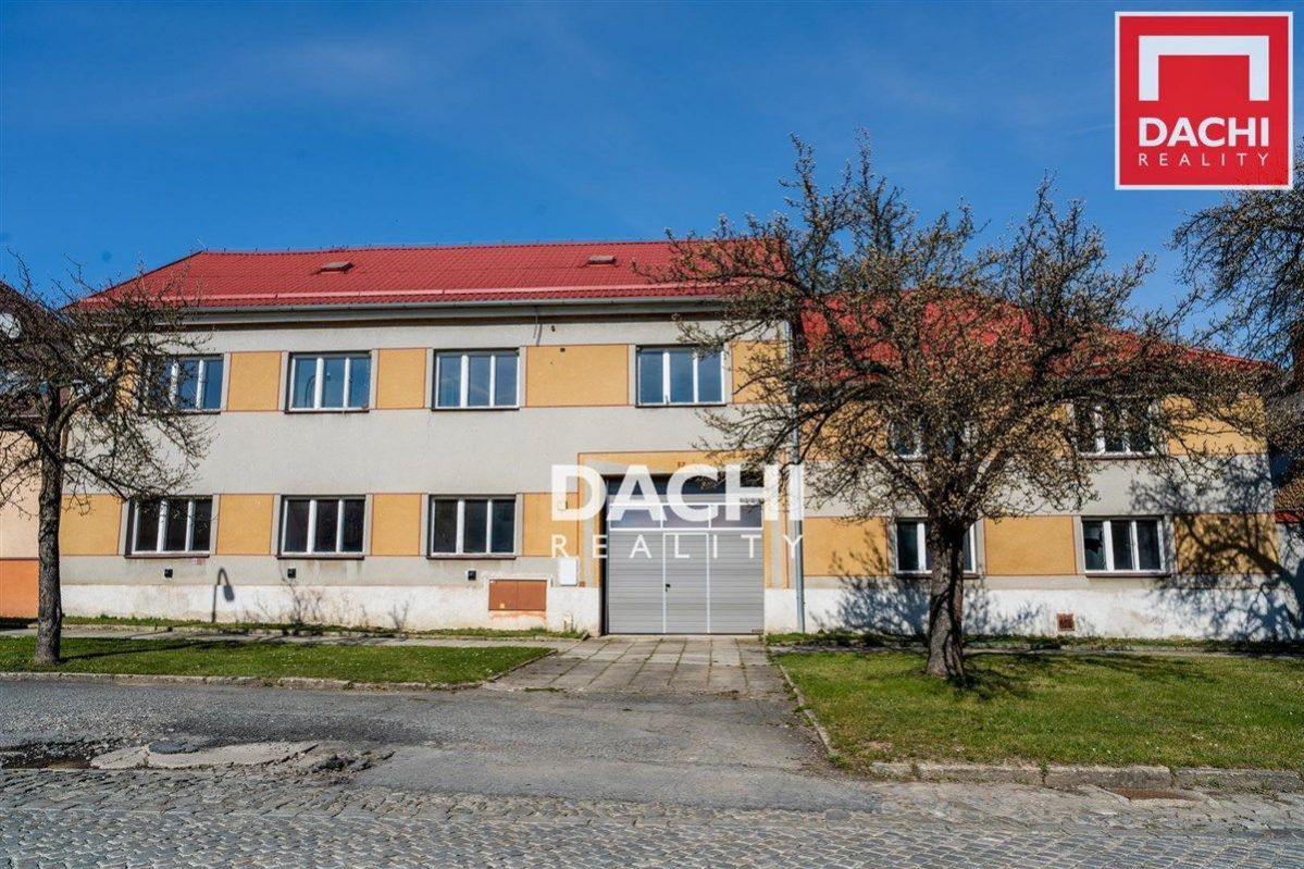 Nabízíme k prodeji RD - zemědělskou usedlost určenou k celkové rekonstrukci v obci Moravičany, obrázek č. 2