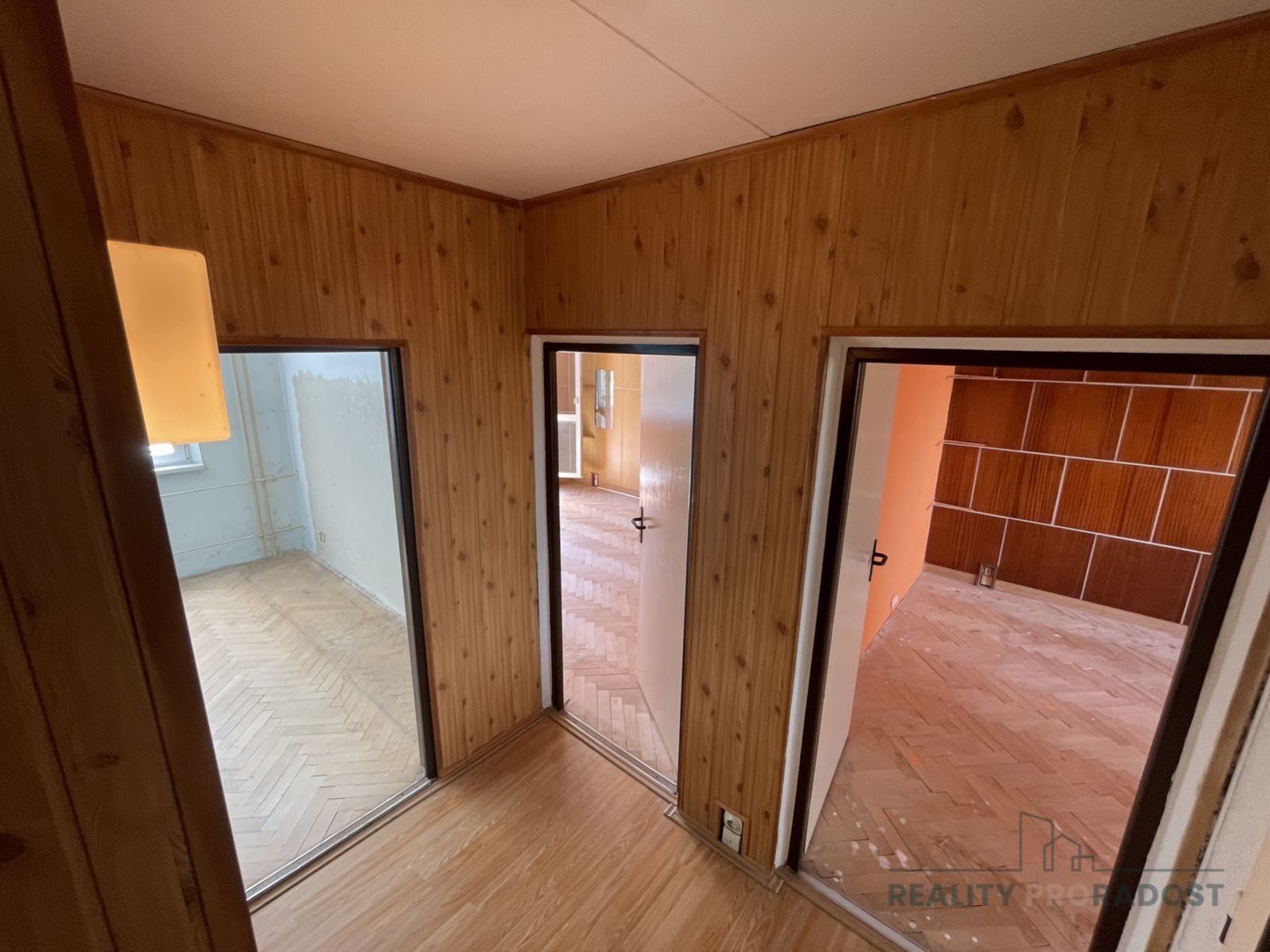 Prodej panelového bytu  3+1 (75 m2) ve Znojmě, ul. Gagarinova., obrázek č. 3