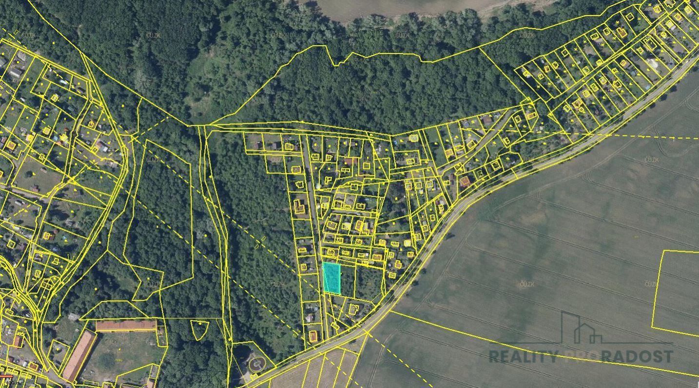 Prodej pozemku pro postavení chaty, 585 m2, Poláky, Chbany - vhodné pro rybáře, obrázek č. 1