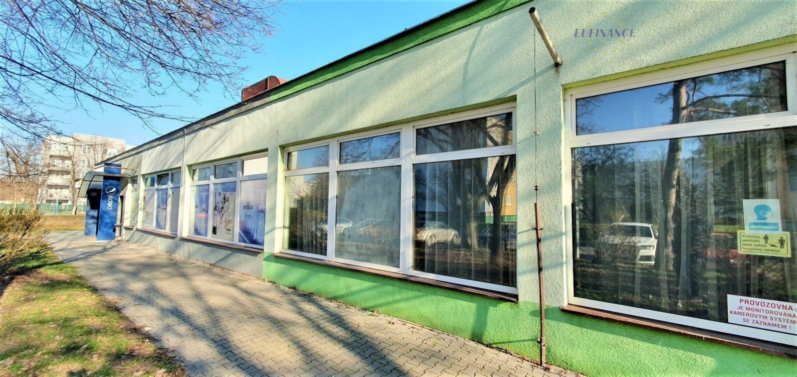 Prodej komerčního objektu či bytového domu se 3 N.P. pro 33 bytů v obci Kralupy nad Vltavou, část ob, obrázek č. 2