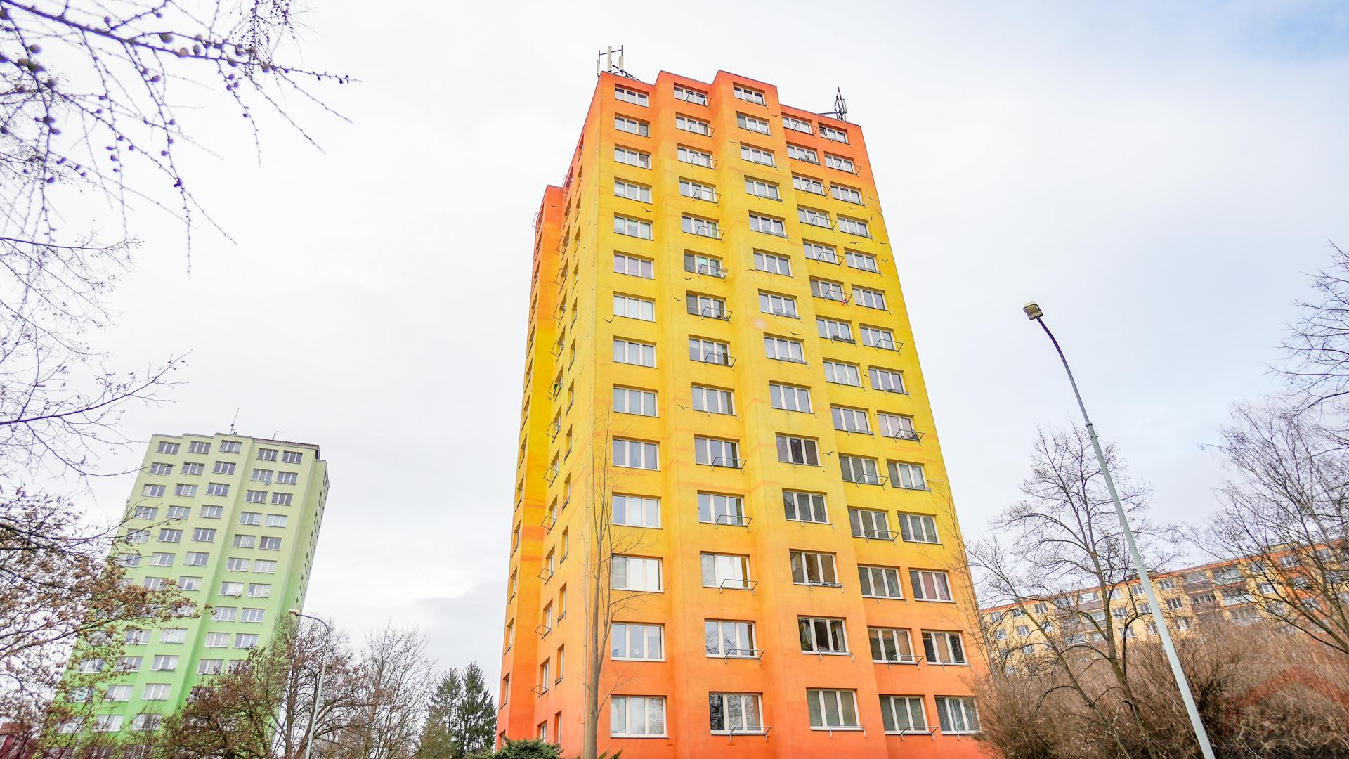 Prodej bytu 2+1 60m2 + sklep 1,5m2, ulice Zárubova