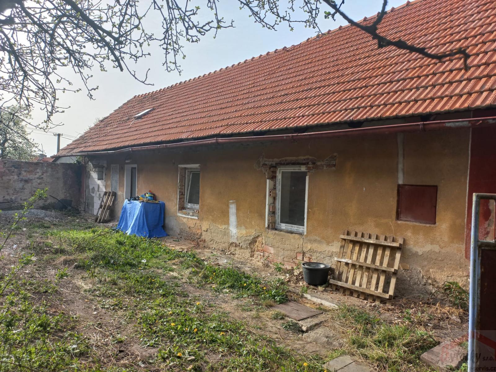 Prodej rodinného patrového domu s pozemkem 236 m2 v obci Bulánky, obrázek č. 3
