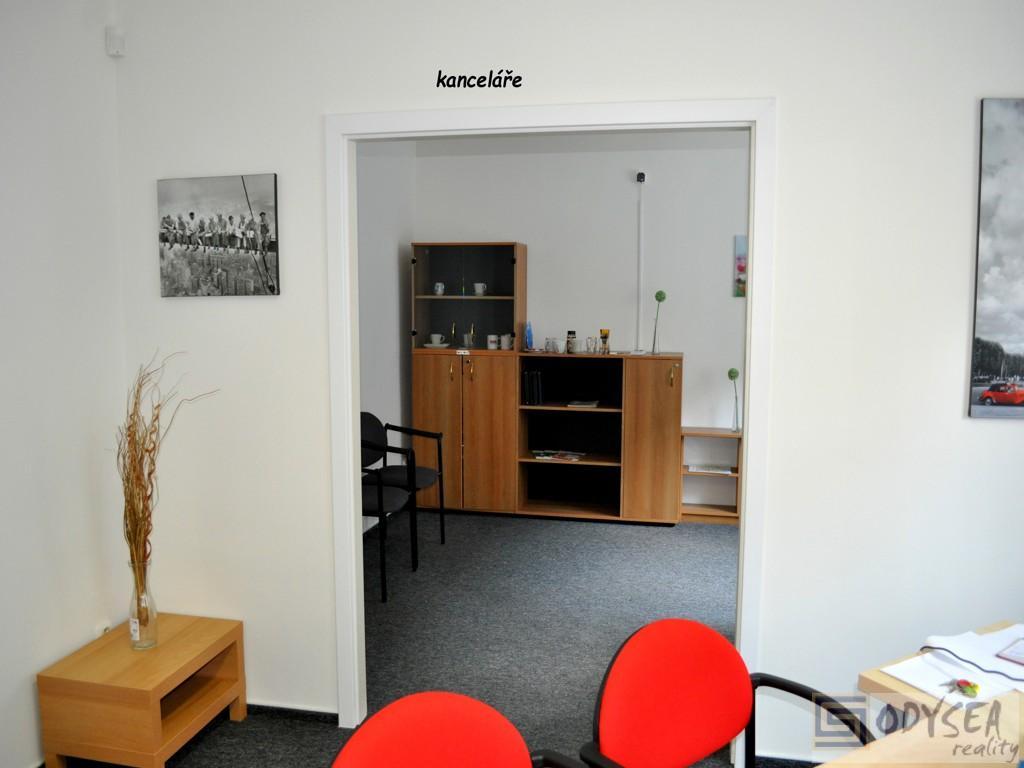 Kancelář 32 m2 s kuchyňkou a soc. zařízením, Ostrava - Mariánské Hory