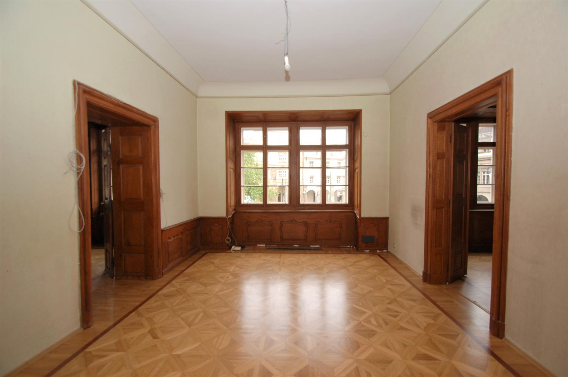 Reprezentativní kanceláře, 86 m2, Praha 1 - Malostranské náměstí, obrázek č. 1