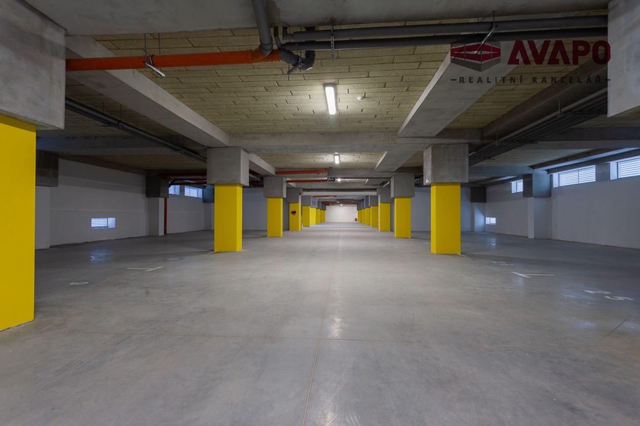 Pronájem vnitřního garážového parkovacího stání ul. Provaznická, Opava, obrázek č. 2