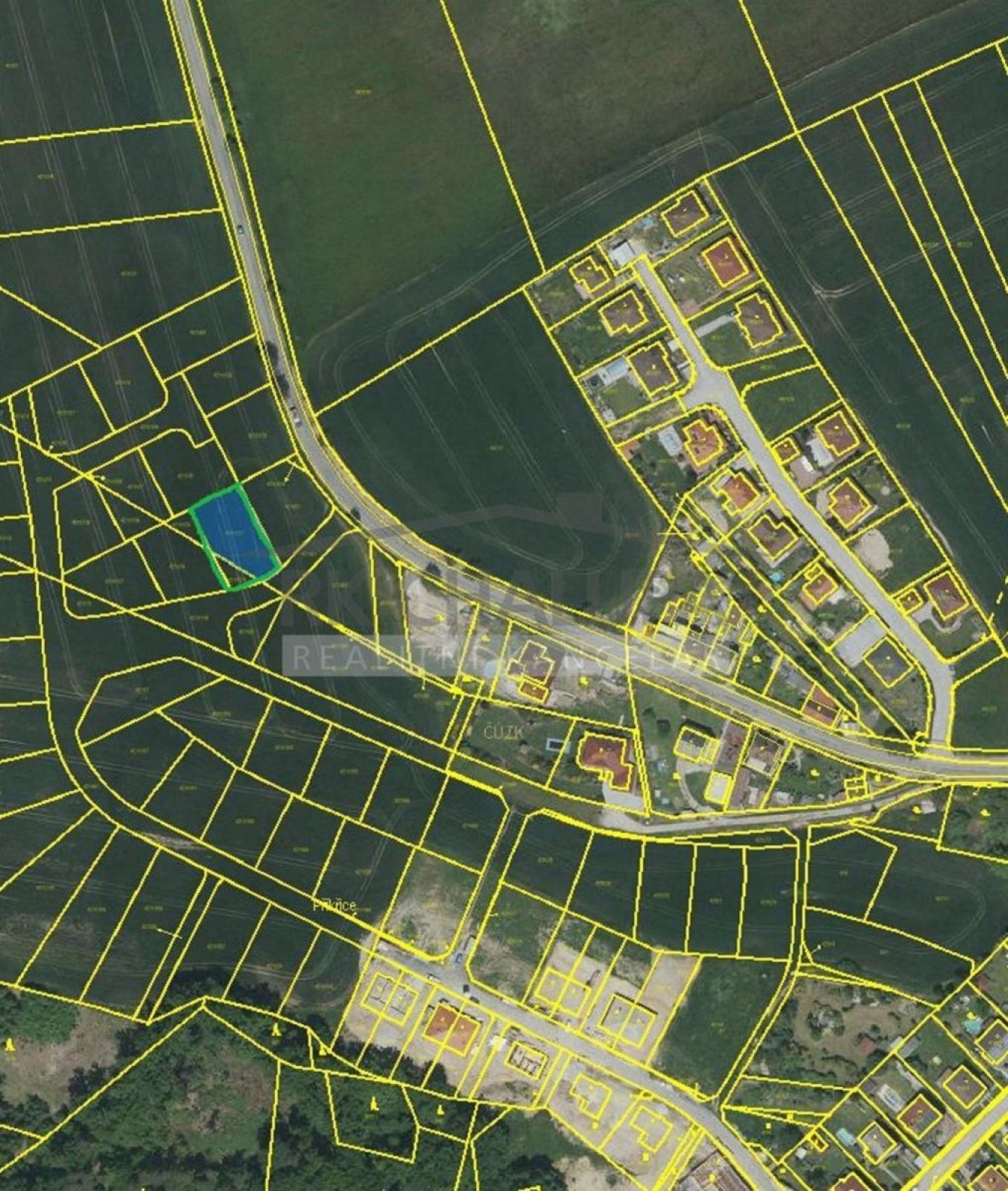Prodej stavebního pozemku na okraji obce Hosín, výměra 774 m2, jižní svah, obrázek č. 1