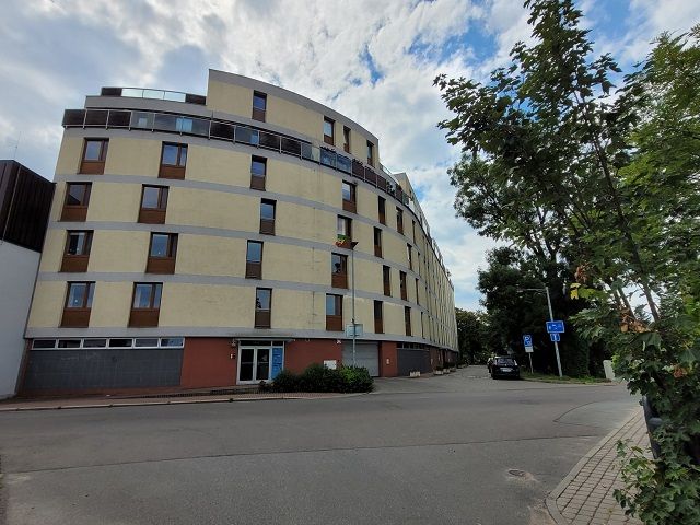Prodej bytu 1+kk s lodžií a garážovým stáním, Pardubice, Mezi Mosty, obrázek č. 1