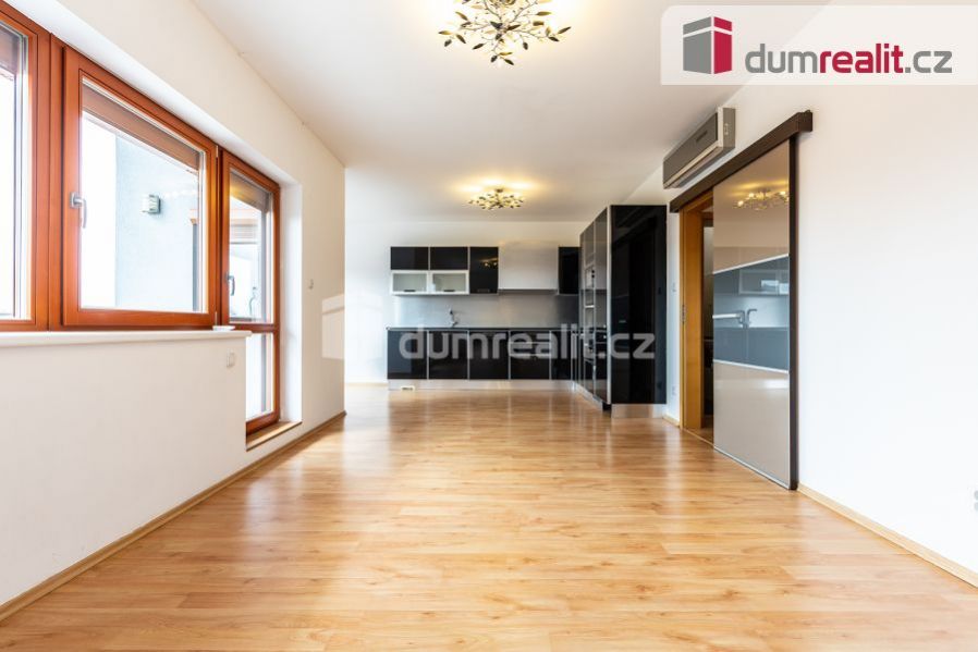 Prodej bytu 6+kk, 144 m2, Na Pěšině, Břeclav, obrázek č. 3