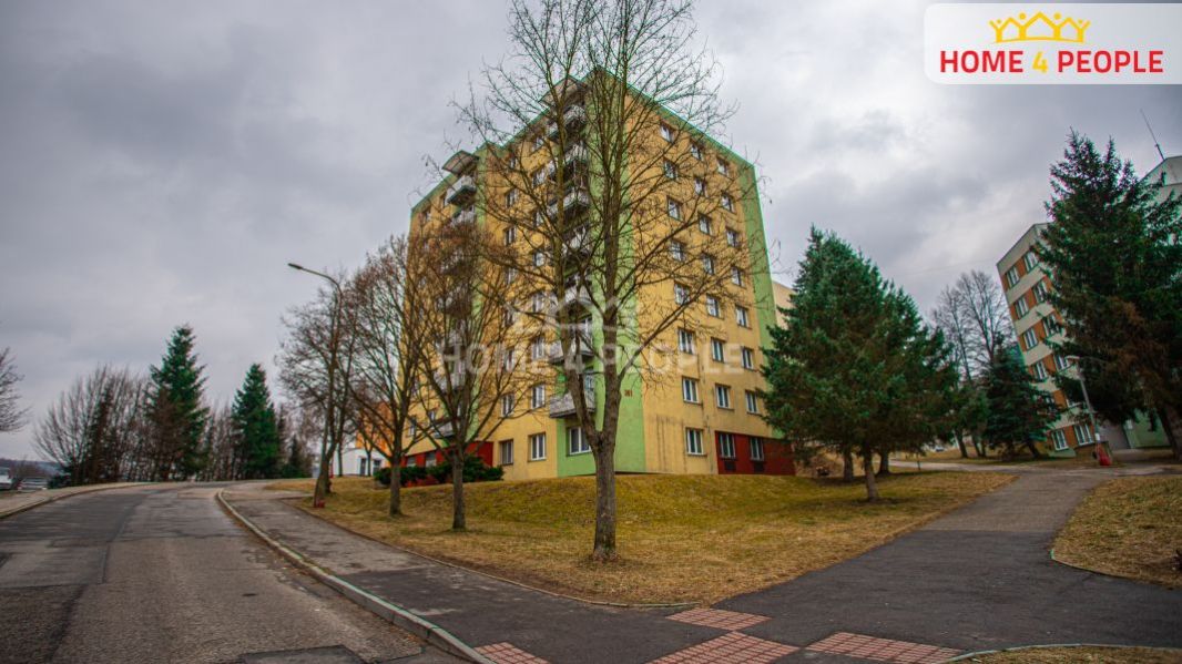 Prodej bytové jednotky 4+1, OV, 75m2 na sídlišti Plešivec v Českém Krumlově., obrázek č. 1