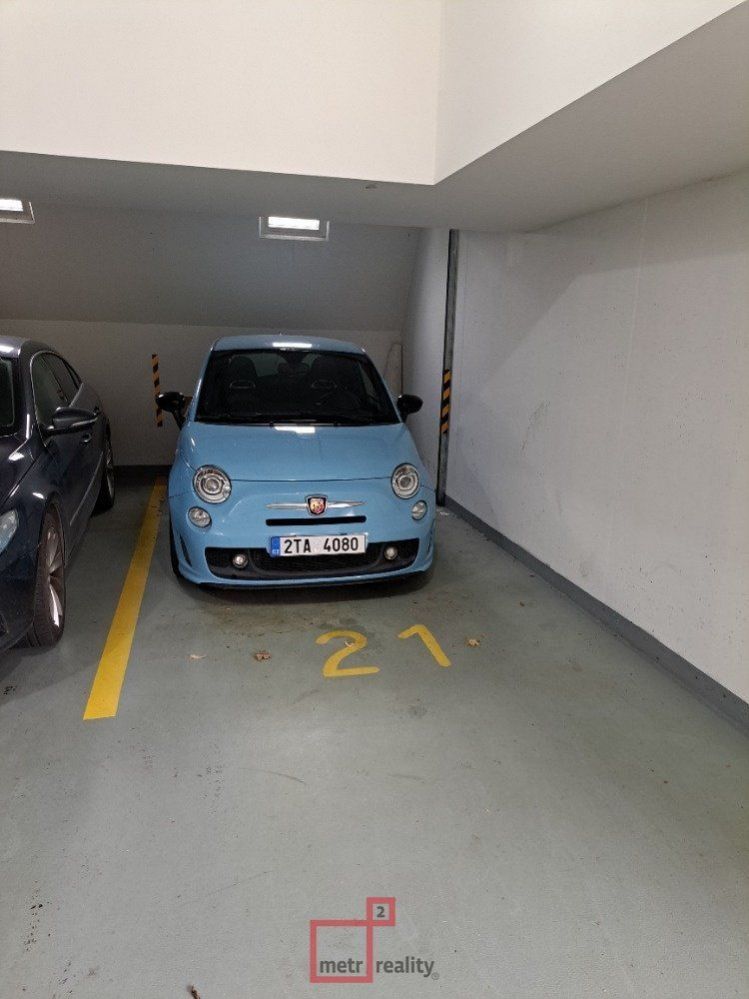 Pronájem, garážové parkovací stání,  Olomouc - Gen. Píky, obrázek č. 3