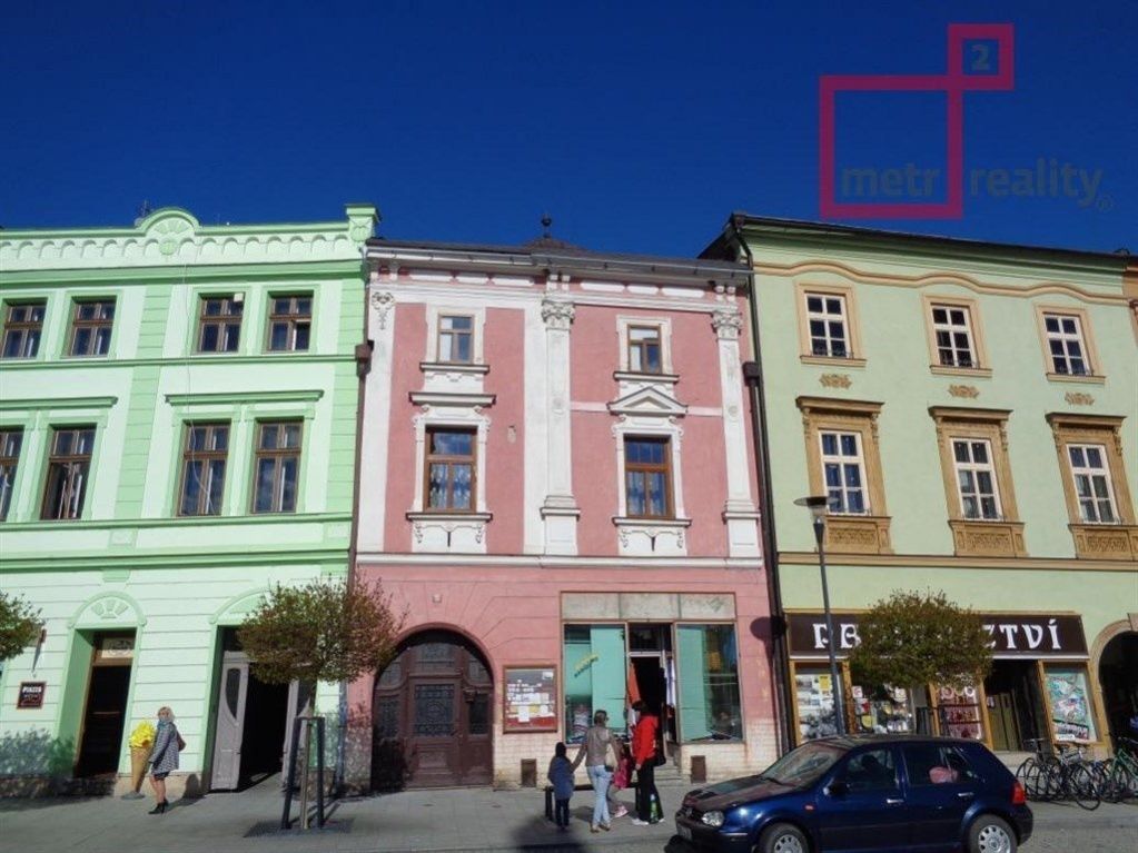 Prodej činžovního domu Uničov /Masarykovo náměstí, obrázek č. 1