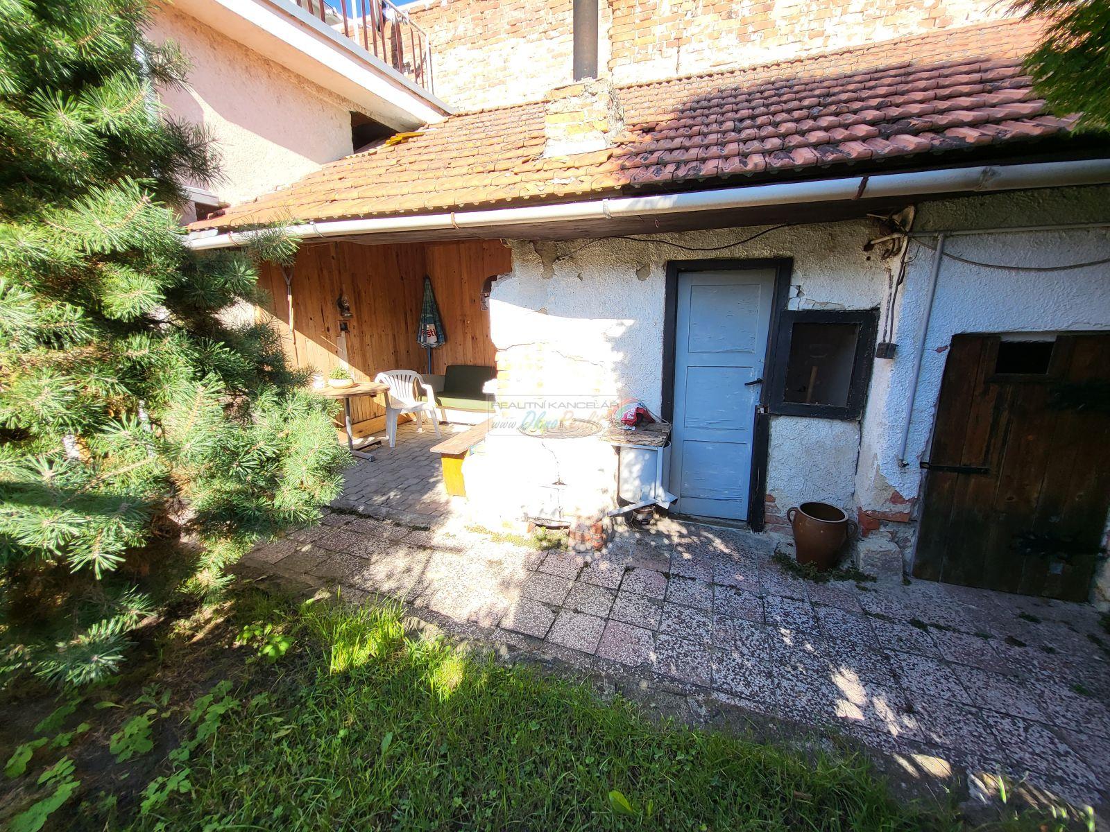 Rodinný dům v centru Oslavan s vlastní garáží a dvorkem - obr.20230907_094431