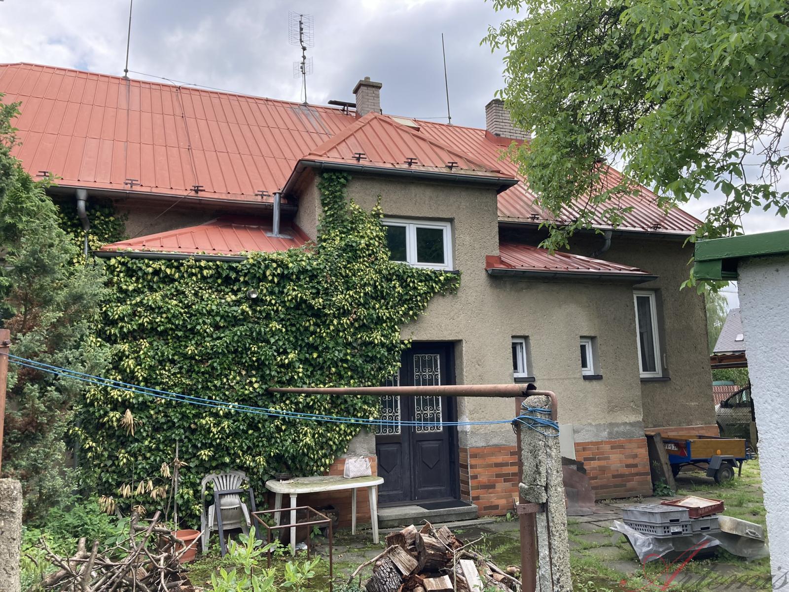 Prodej rodinného domu se zahradou a garáží na ulici V Troskách v Ostravě Zábřehu