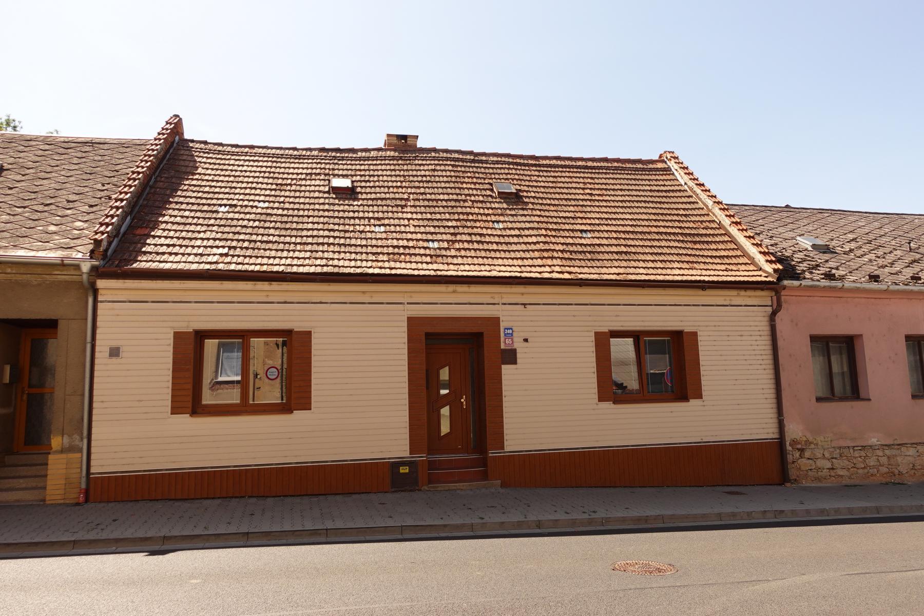 Prodej řadového rodinného domu se zahrádkou, Moravská Třebová, obrázek č. 1