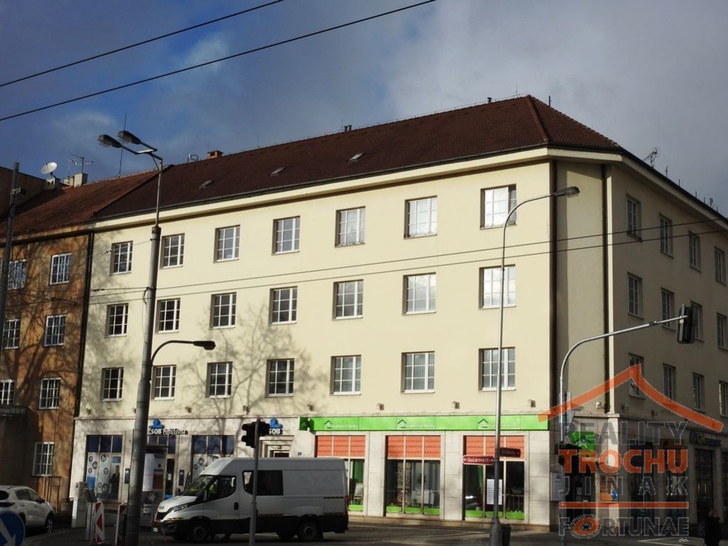 Pronájem kancelářských prostor - Hradec Králové  centrum