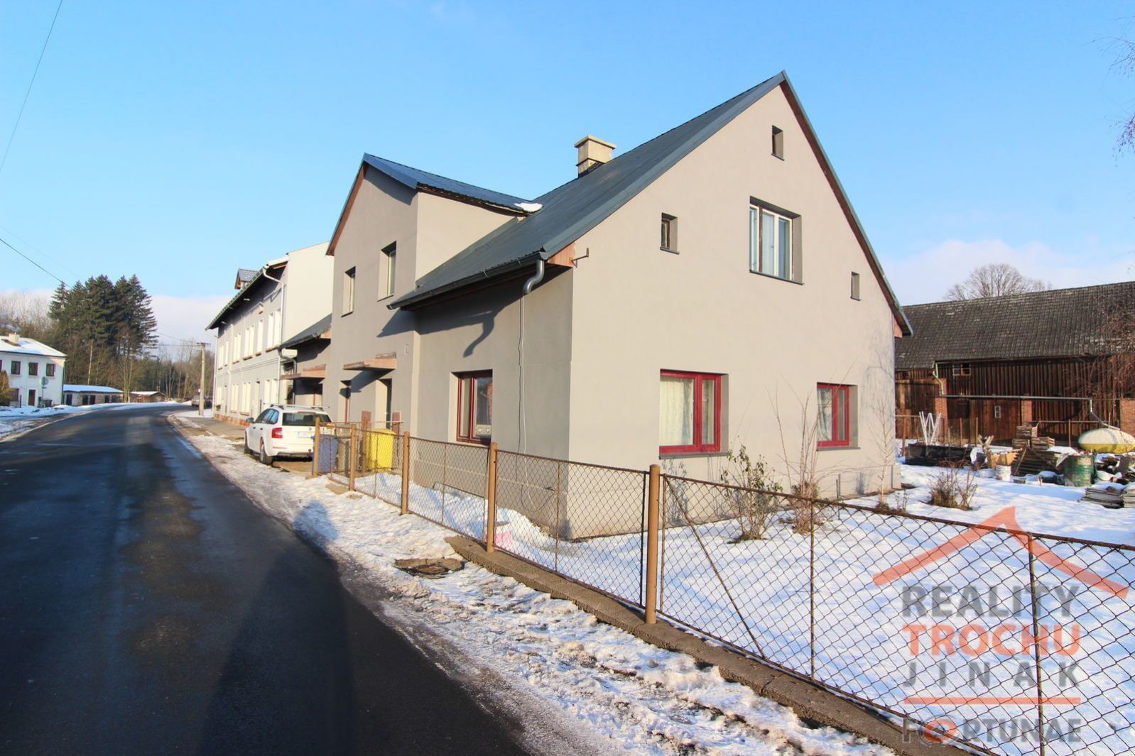Prodej rodinného domu 240 m, pozemek 1 109 m  - Kunčice nad Labem, okres Trutnov, obrázek č. 2