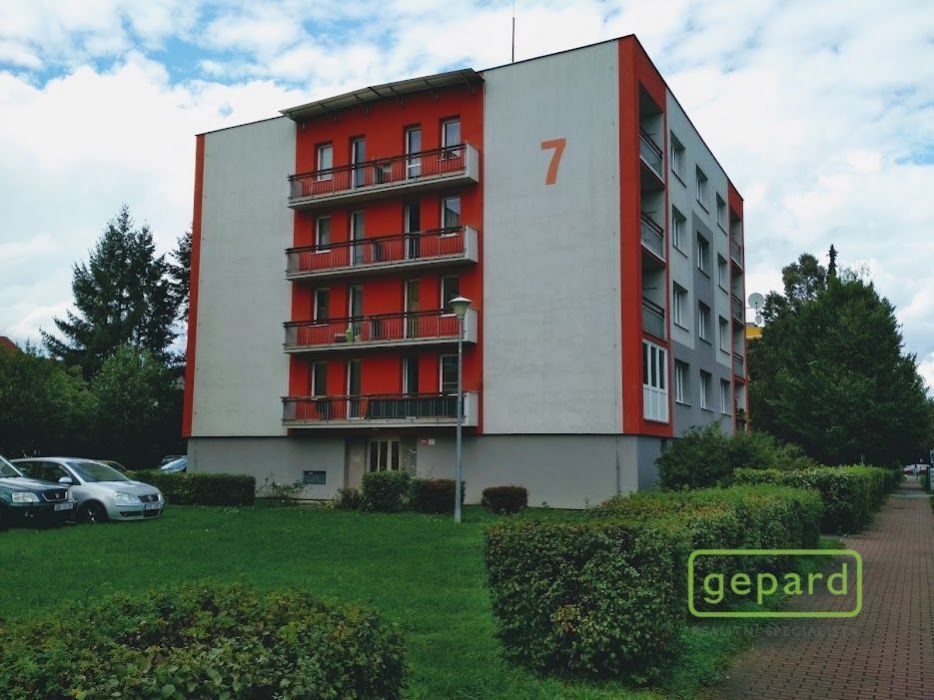 Prodej bytu 2+1+balkon+lodžie+sklep, osobní vlastnictví, České Budějovice.