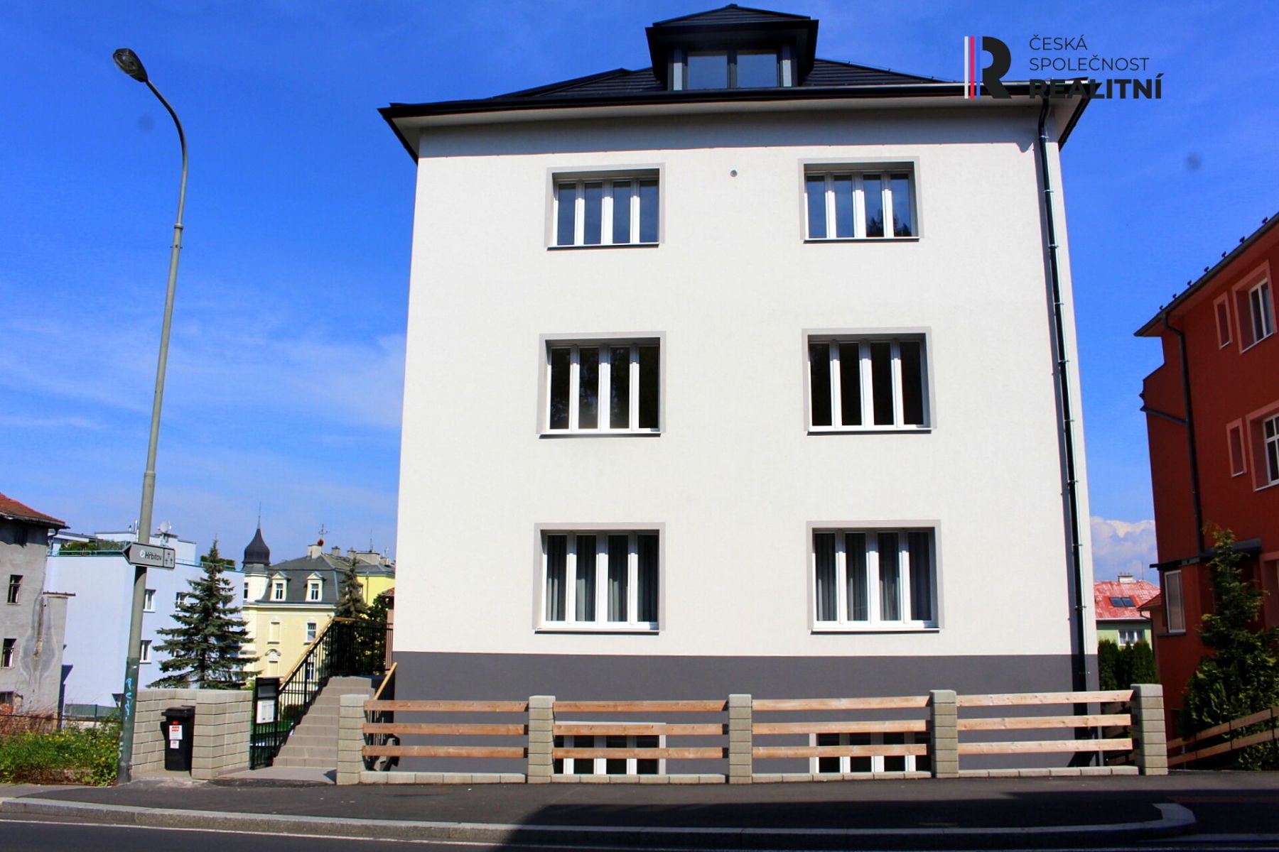 Pronájem mezonetového  bytu 3kk Karlovy Vary, obrázek č. 1