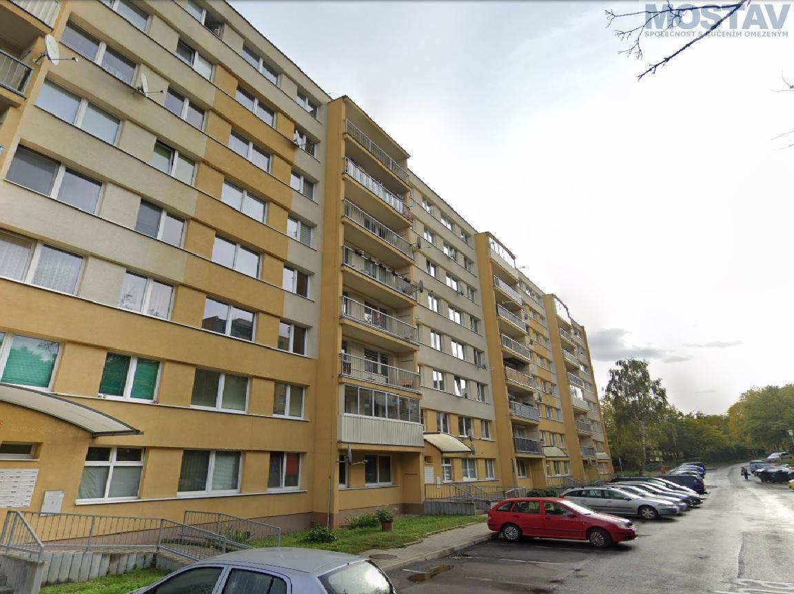 Pronájem bytu 3+1 s balkónem, blok 507, Jana Kubelíka v Mostě, obrázek č. 3