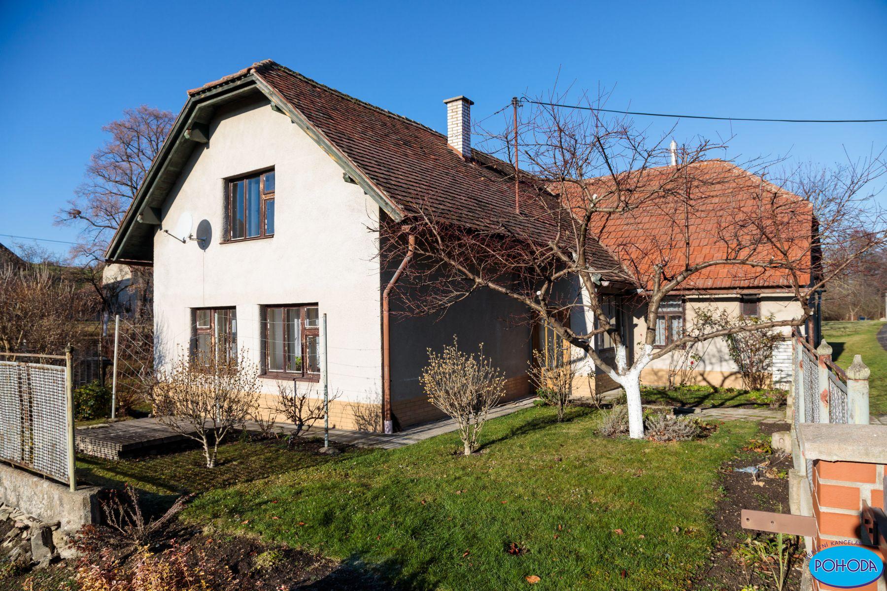 Rodinný dům 2+1 s garáží, stodolou v obci Vinary u Vysokého Mýta