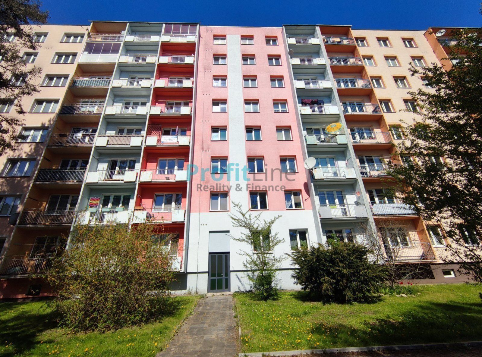 Prodej bytu 2+1, 55 m2, Krnov - Pod Cvilínem, obrázek č. 1