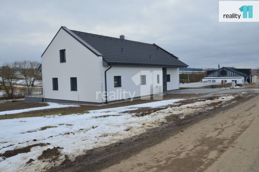 Prodej rodinného domu 125m2, s pozemkem 1043 m2, Cerekvička - Rosice, obrázek č. 2