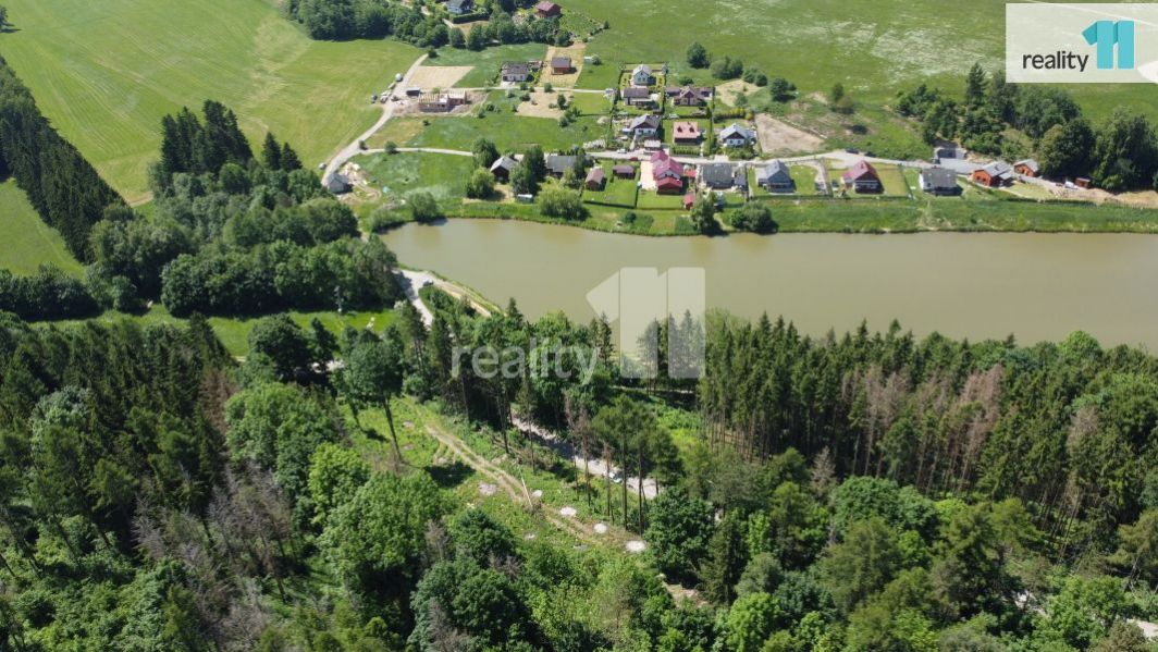prodej rekreační chaty v blízkosti obce Polička, obrázek č. 1