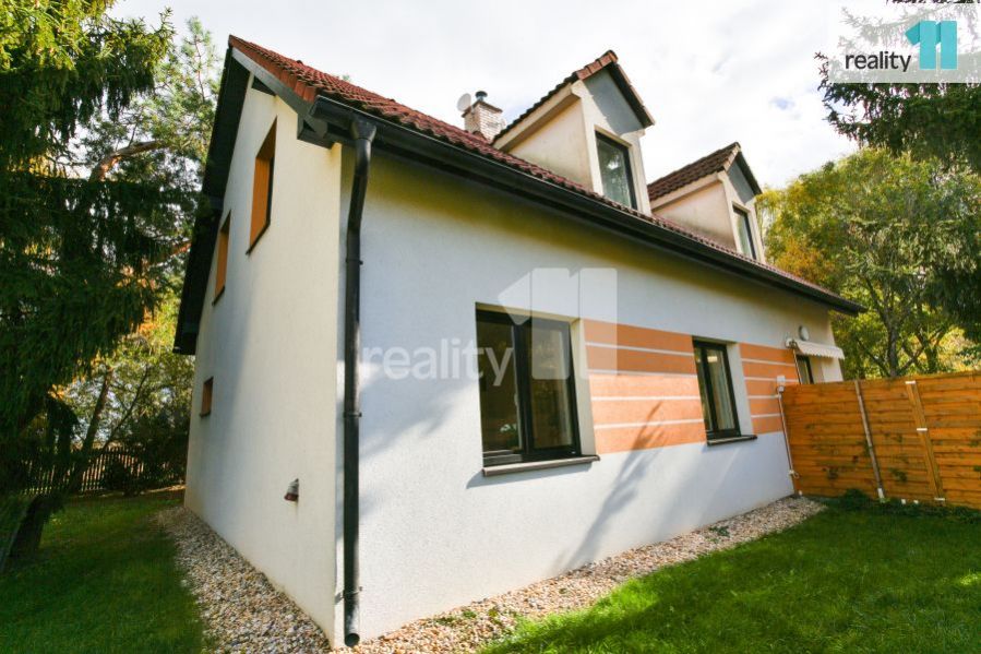 Prodej prostorného rodinného domu v krásné lokalitě, pozemek 1328m2, Praha, Křeslice, obrázek č.26