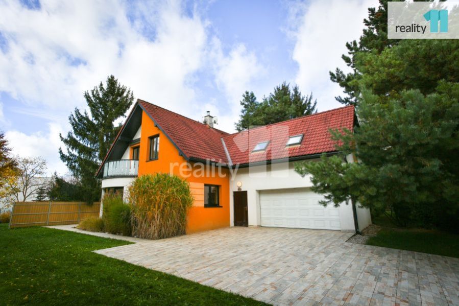 Prodej prostorného rodinného domu v krásné lokalitě, pozemek 1328m2, Praha, Křeslice, obrázek č.27