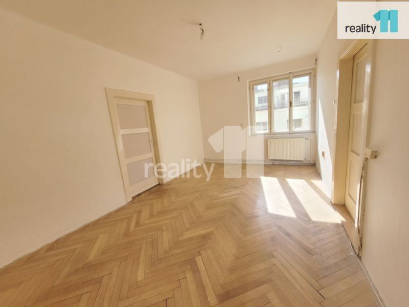 Prodej bytu 3+kk, 71 m2, cihla, po renovaci, Praha 3 - Vinohrady, obrázek č. 1