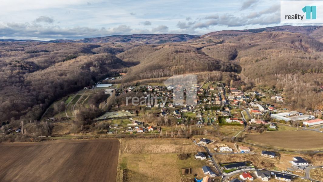 Pozemek s potenciálem pro výstavbu více domů v Krušných horách celkem 9329 m2, obrázek č. 2