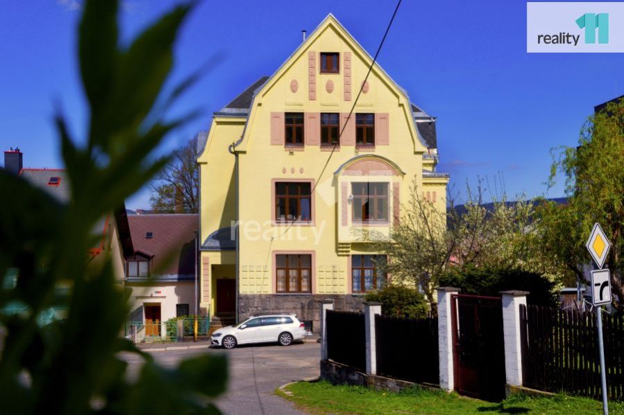 Prodej bytu 2+1, 63m v Jablonci nad Nisou, obrázek č. 1
