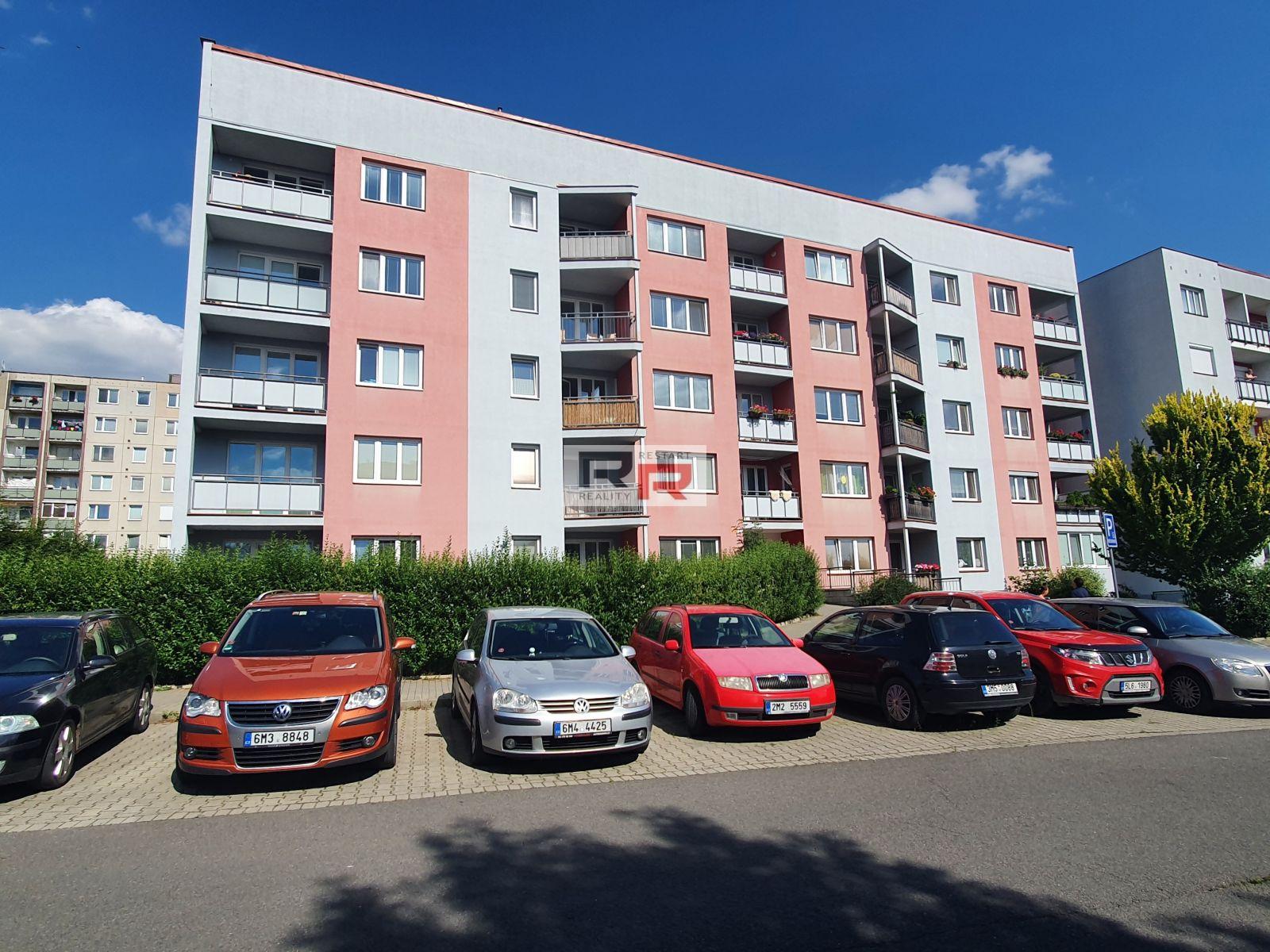 Pronájem bytu 2+KK/L včetně garážového stání , Olomouc - ul. Peškova