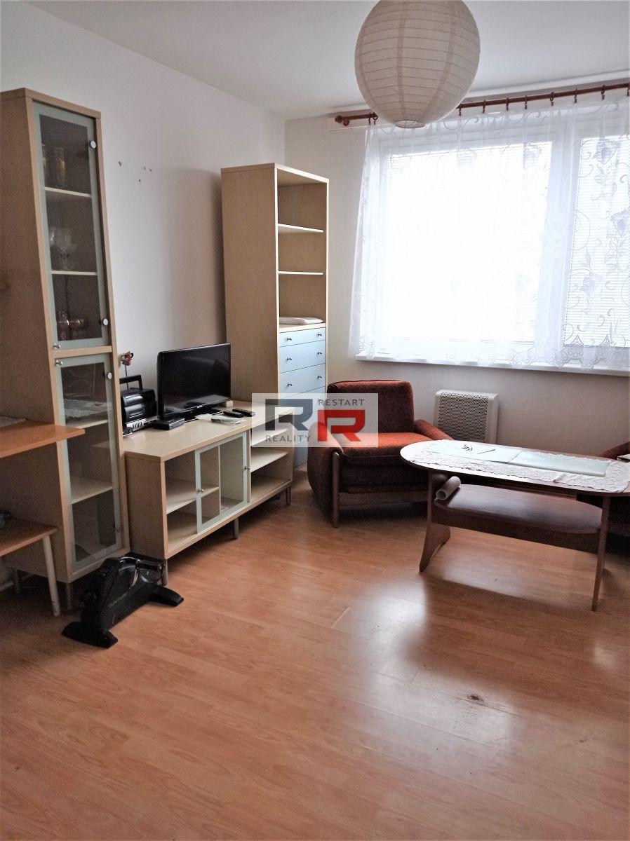 Pronájem bytu 1+KK v Olomouci - ul. Jarmily Glazarové ( Hejčín), obrázek č. 3