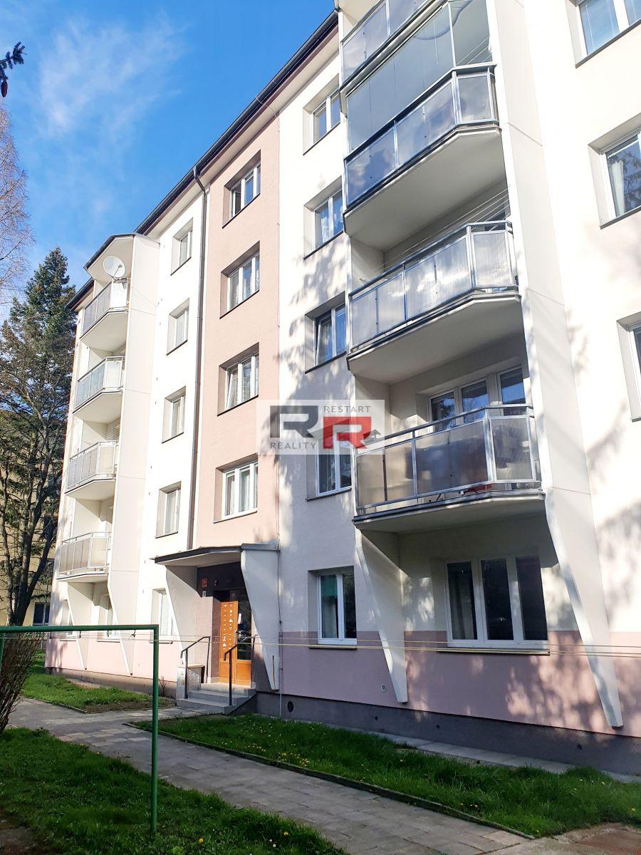 Pronájem bytu 2+1 s balkónem v Olomouci - ul. Dělnická
