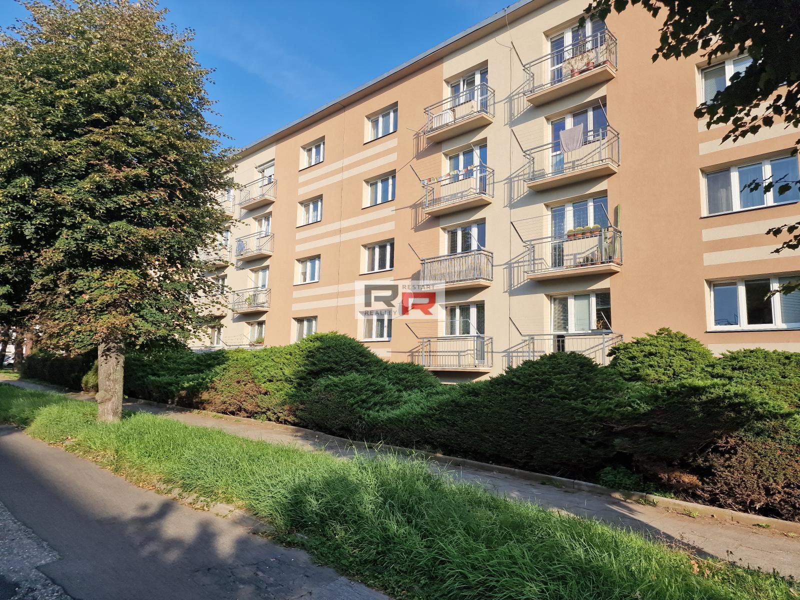 Pronájem bytu 3+1 s balkónem v Olomouci - ul. Petelinova, obrázek č. 1