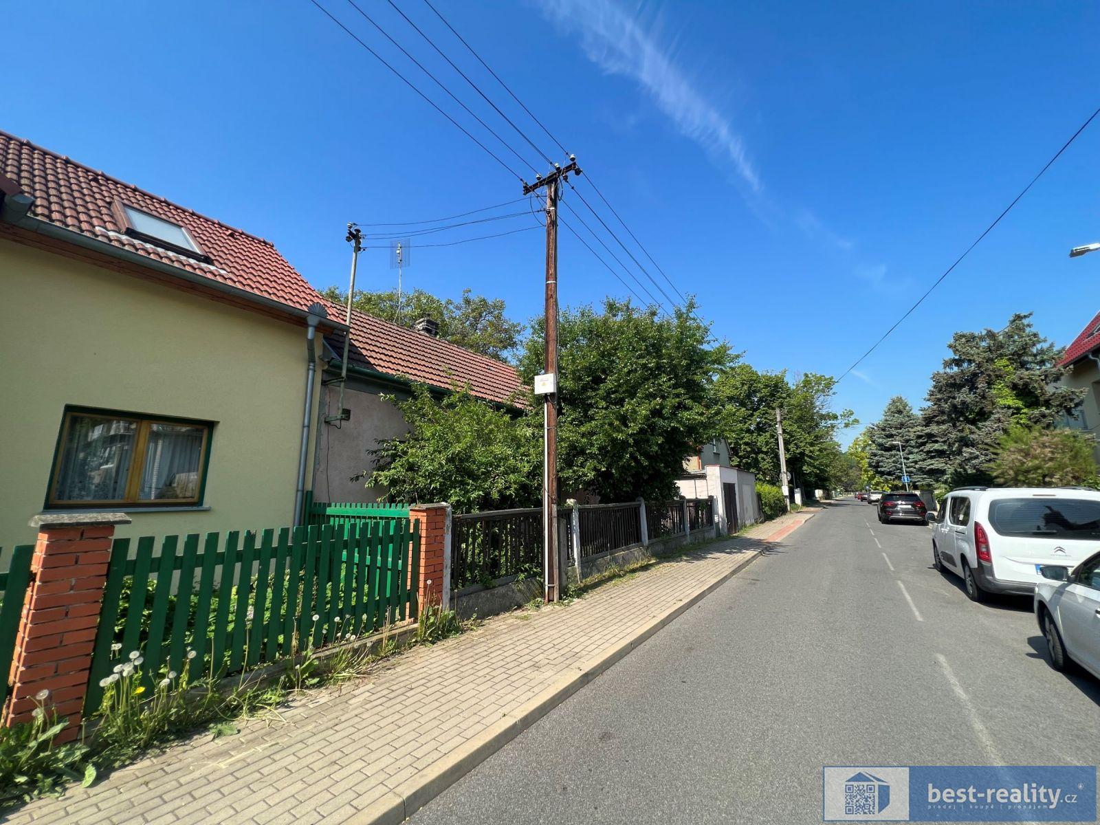 Prodej domu 3+1 s garáží, pozemek 514m2, Kralupy nad Vltavou - Lobeček