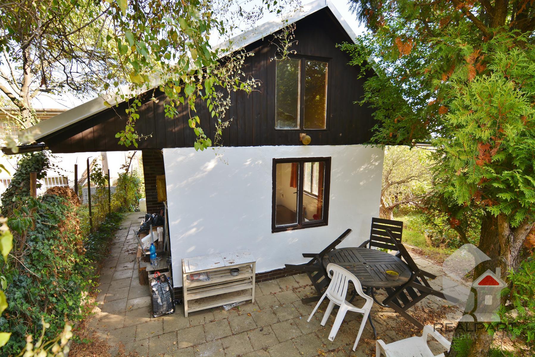 Nabízíme k pronájmu zahradu o výměře 1084 m2, s chatou v obci Brno - Jundrov., obrázek č. 2